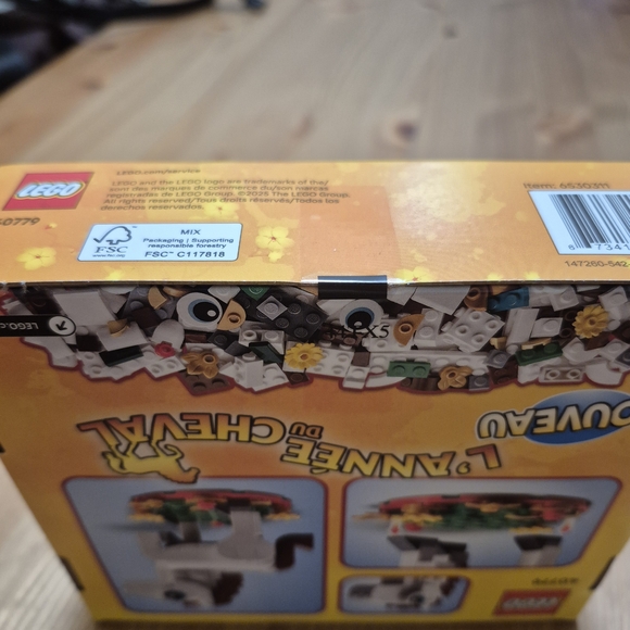 LEGO Year of the Horse Set - Picture 4 of 4